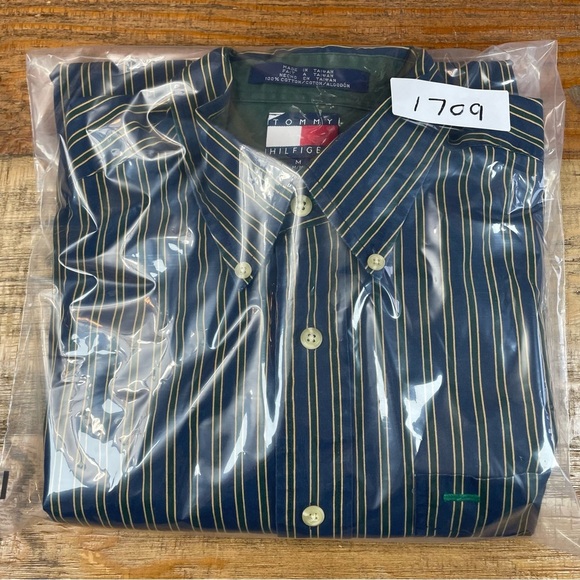 Vintage Tommy Hilfiger Button Up Shirt Mens Medium Blue Stripes Crest Logo 90s M - Picture 9 of 9